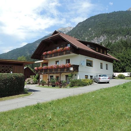 Haus Assinger Apartment Hermagor-Pressegger See Exterior foto